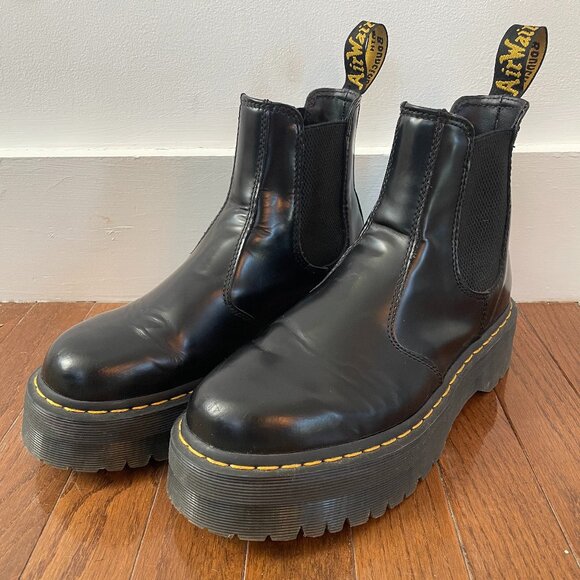 2976 Smooth Leather Platform Chelsea Boots Size 10US/ 8UK - Picture 1 of 4